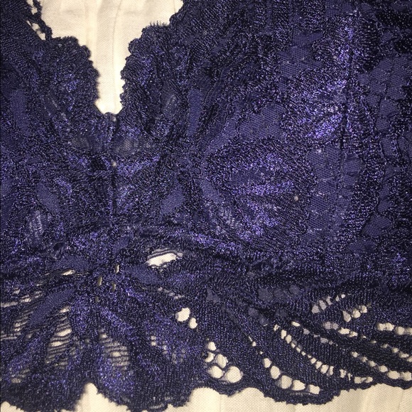 🚫TRADED🚫Lace Bralette - Picture 2 of 5
